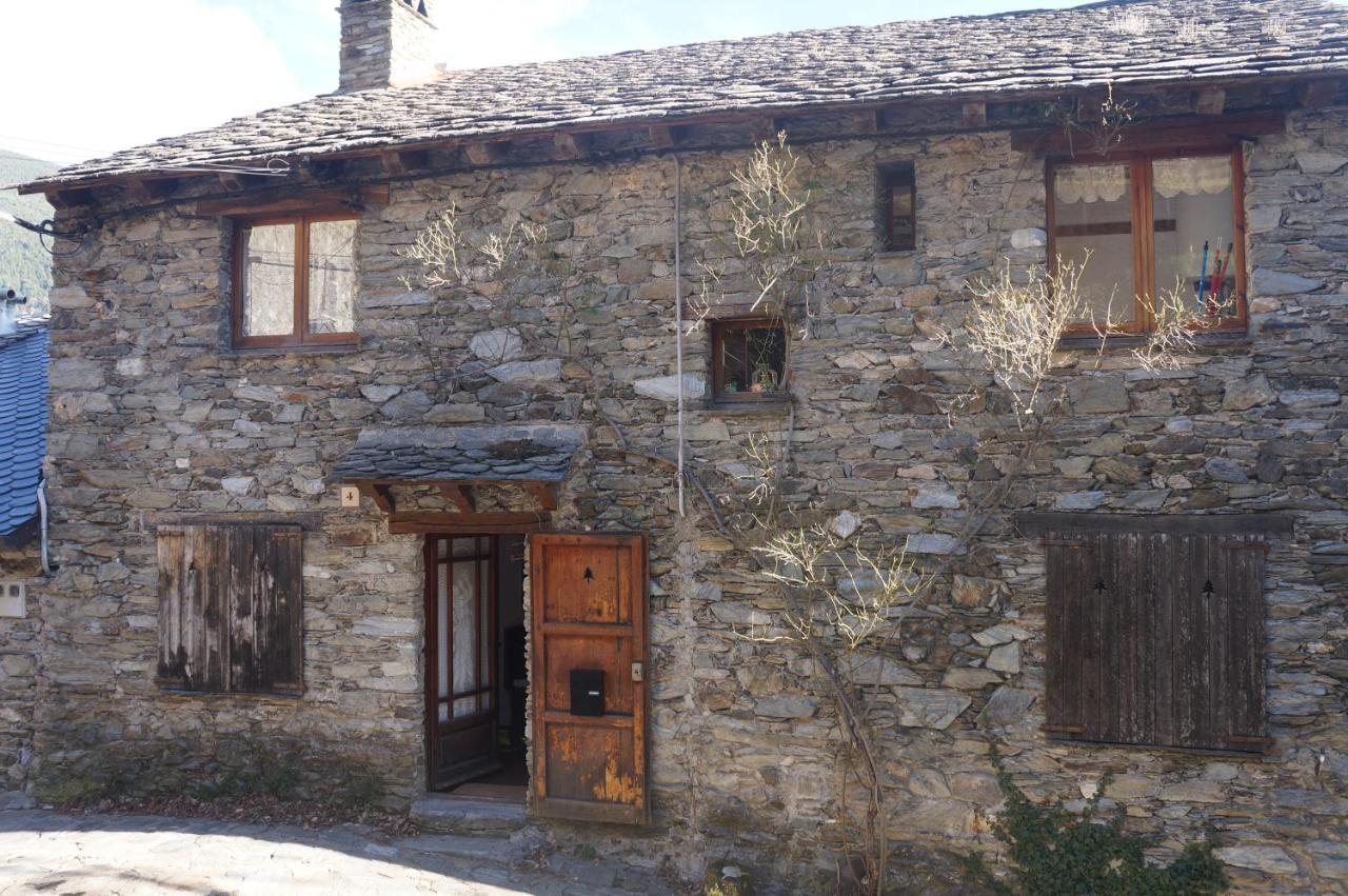 Casa De La Font De Dalt Villa Queralbs Exterior photo
